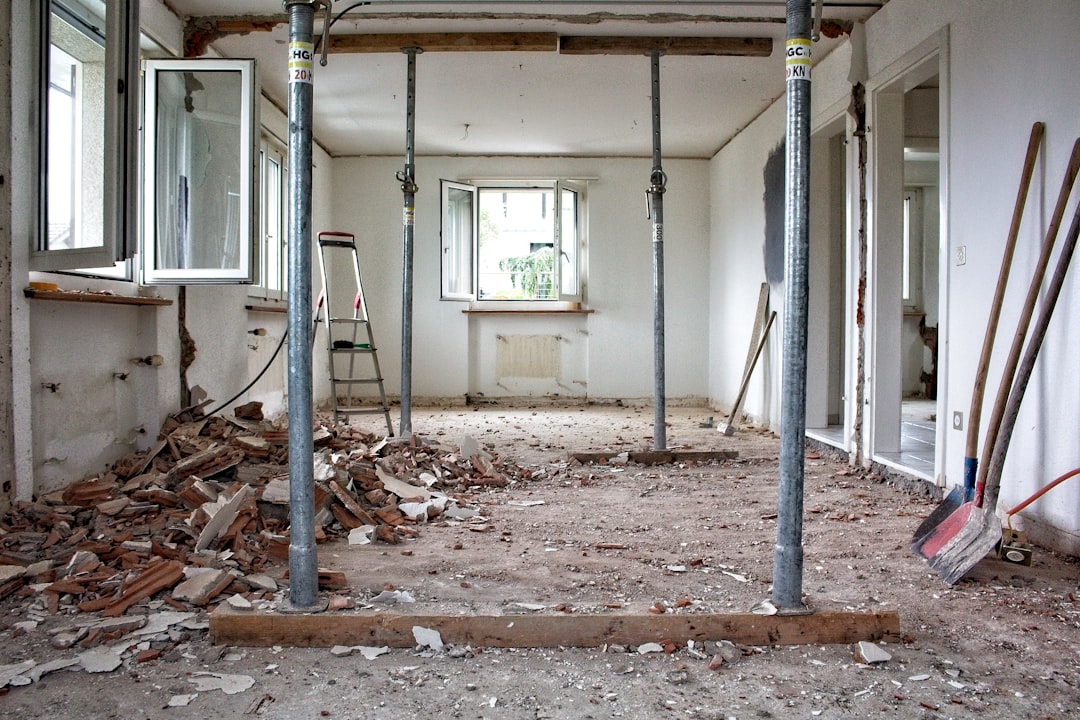 a-room-that-has-some-tools-in-it-birt6rxejuk